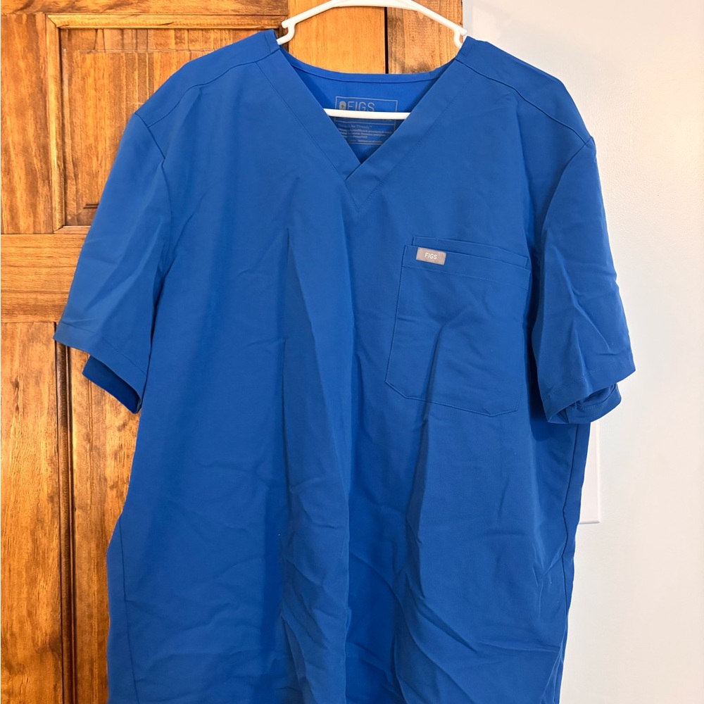 FIGS Men's Classic Blue V-Neck Shirt